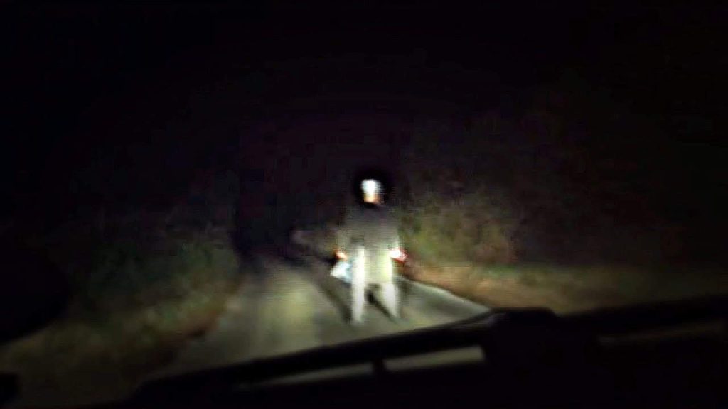 فیلم ترسناک کوتاه No Through Road (2009)