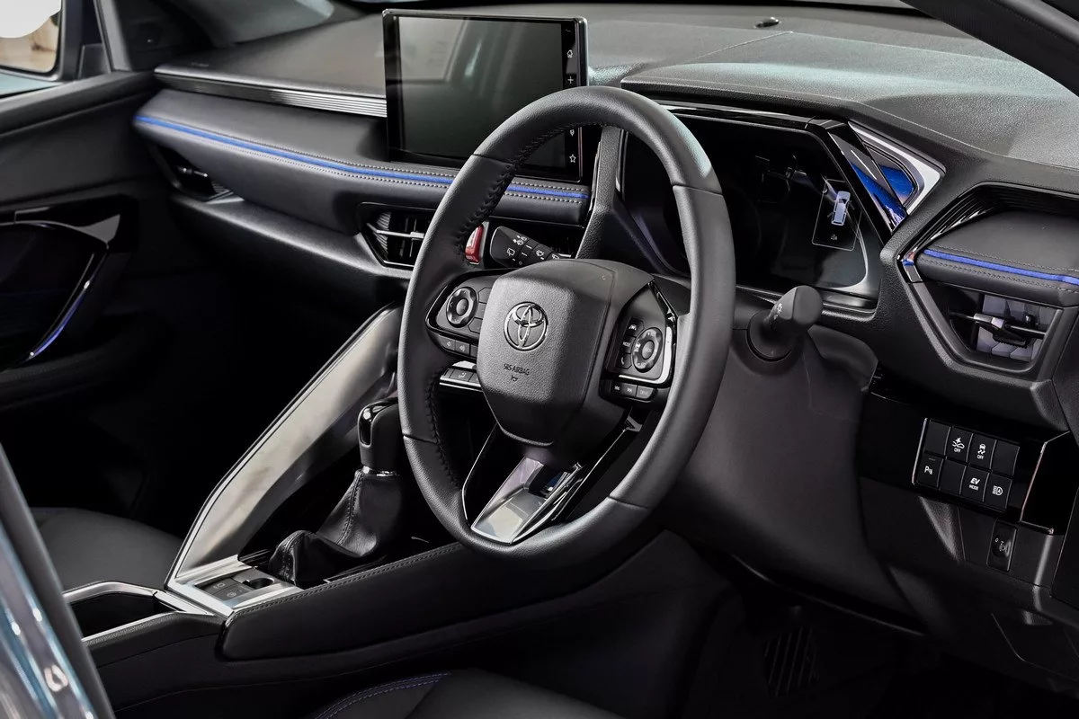 تویوتا یاریس کراس