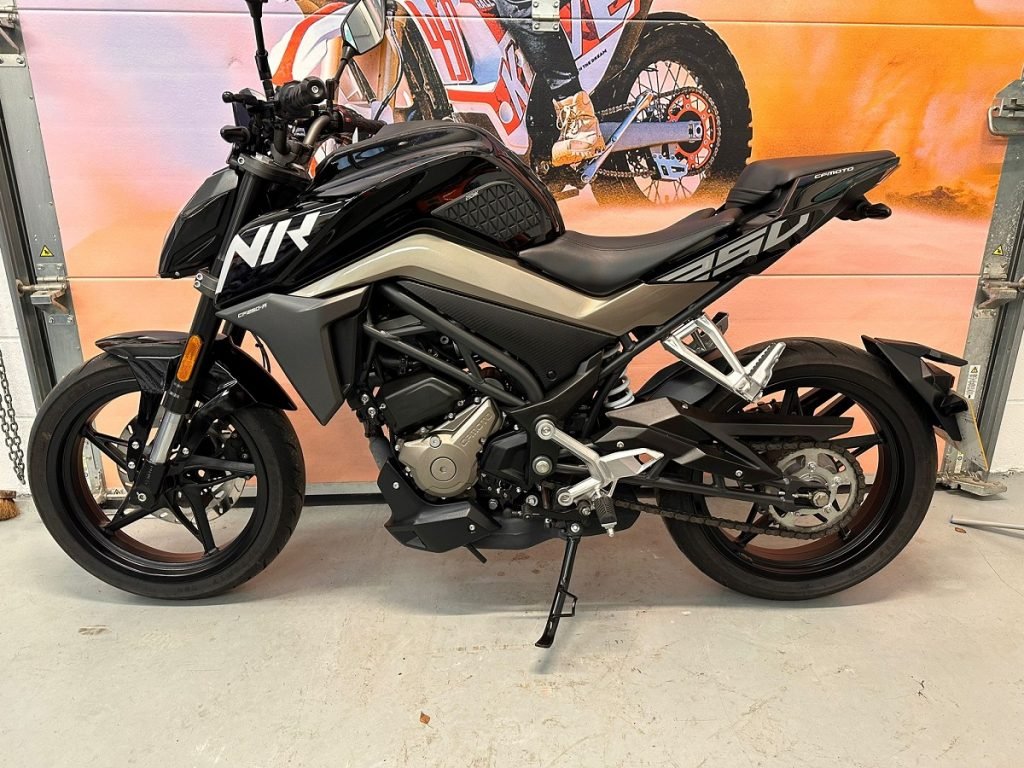 CF 250NK