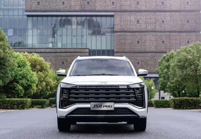 نگاهی به KMC X8 و جک RF8، محصولات جدید کرمان‌موتور برای بازار ایران