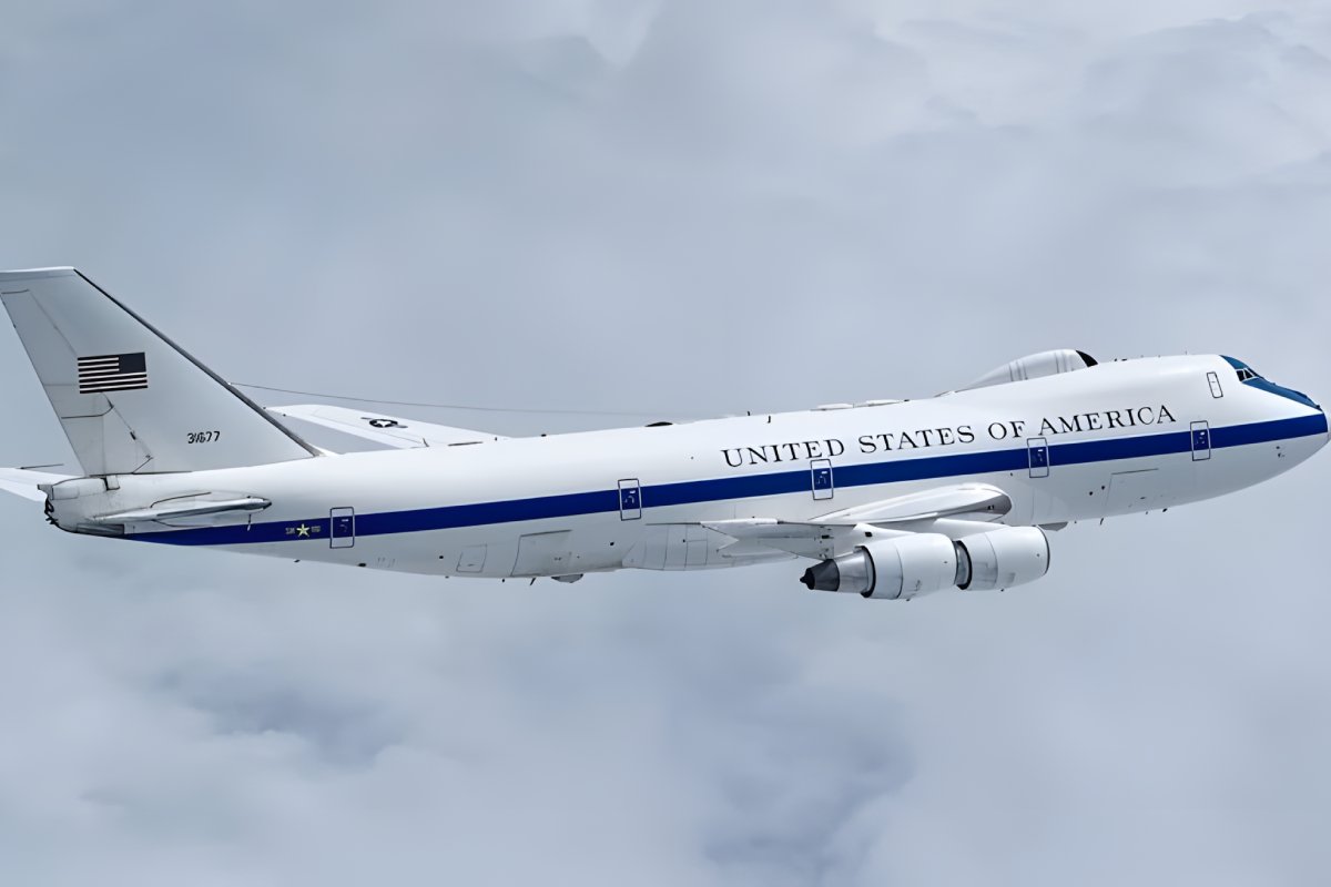 هواپیمای روز قیامت؛ با «کاخ سفید پرنده» آشنا شوید