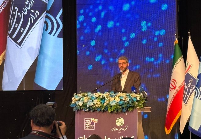 رئیس رگولاتوری: توسعه فیبر نوری بدون همکاری همه بازیگران ICT ممکن نیست