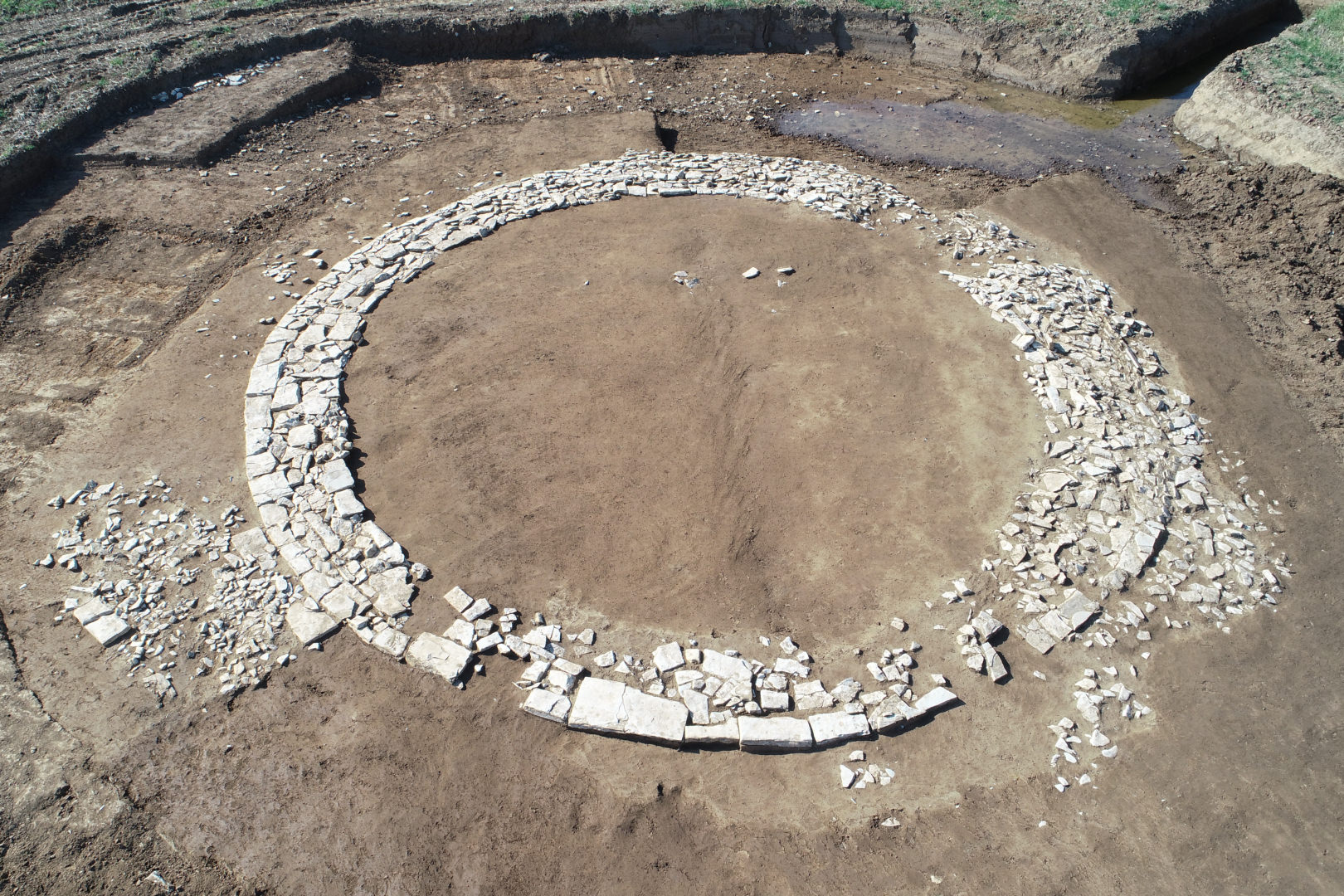 کشف مقبرهای مرموز در آلمان از دوران روم که کاملاً خالی است