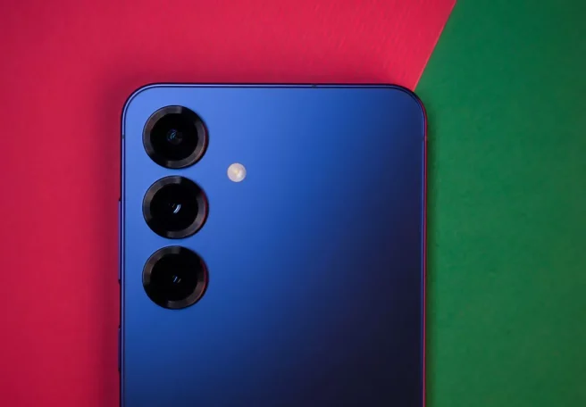 گلکسی S26 احتمالاً باریک‌تر می‌شود؛ بازگشت جزیره دوربین