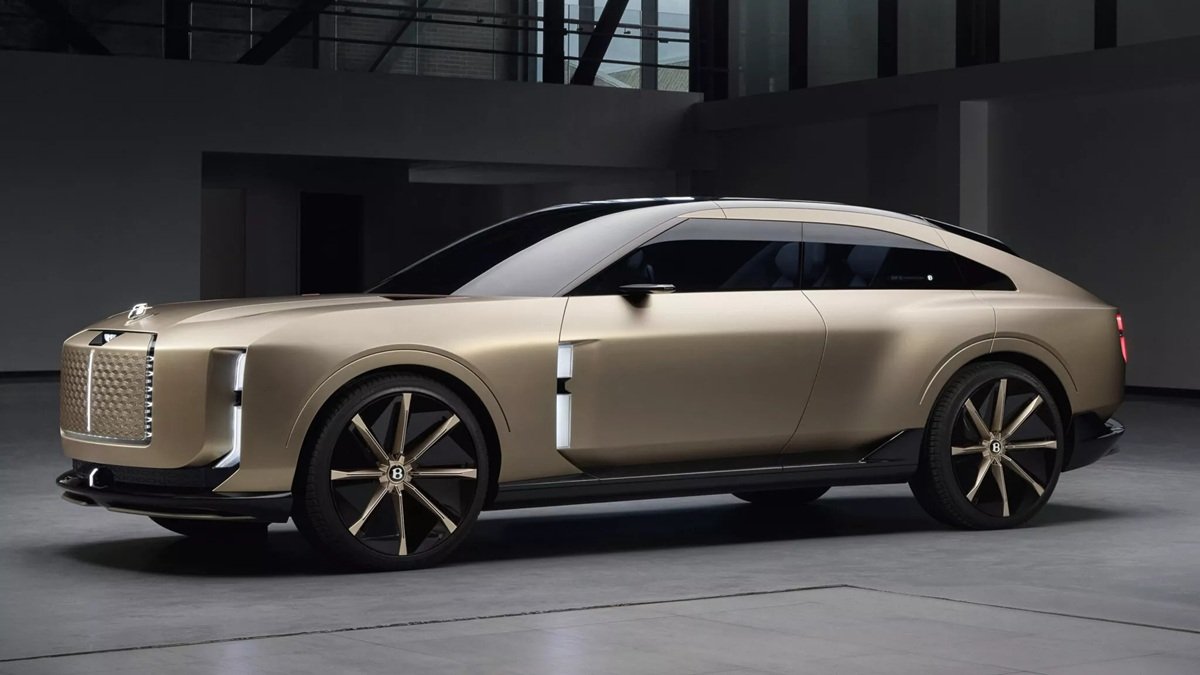 بنتلی با سدان فلایینگ اسپور جدید آینده خود را تغییر میدهد