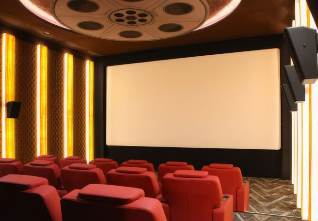 آلودگی هوا بازار سینماها را کساد کرد | آمار فروش فیلم‌ ها واقعی است؟