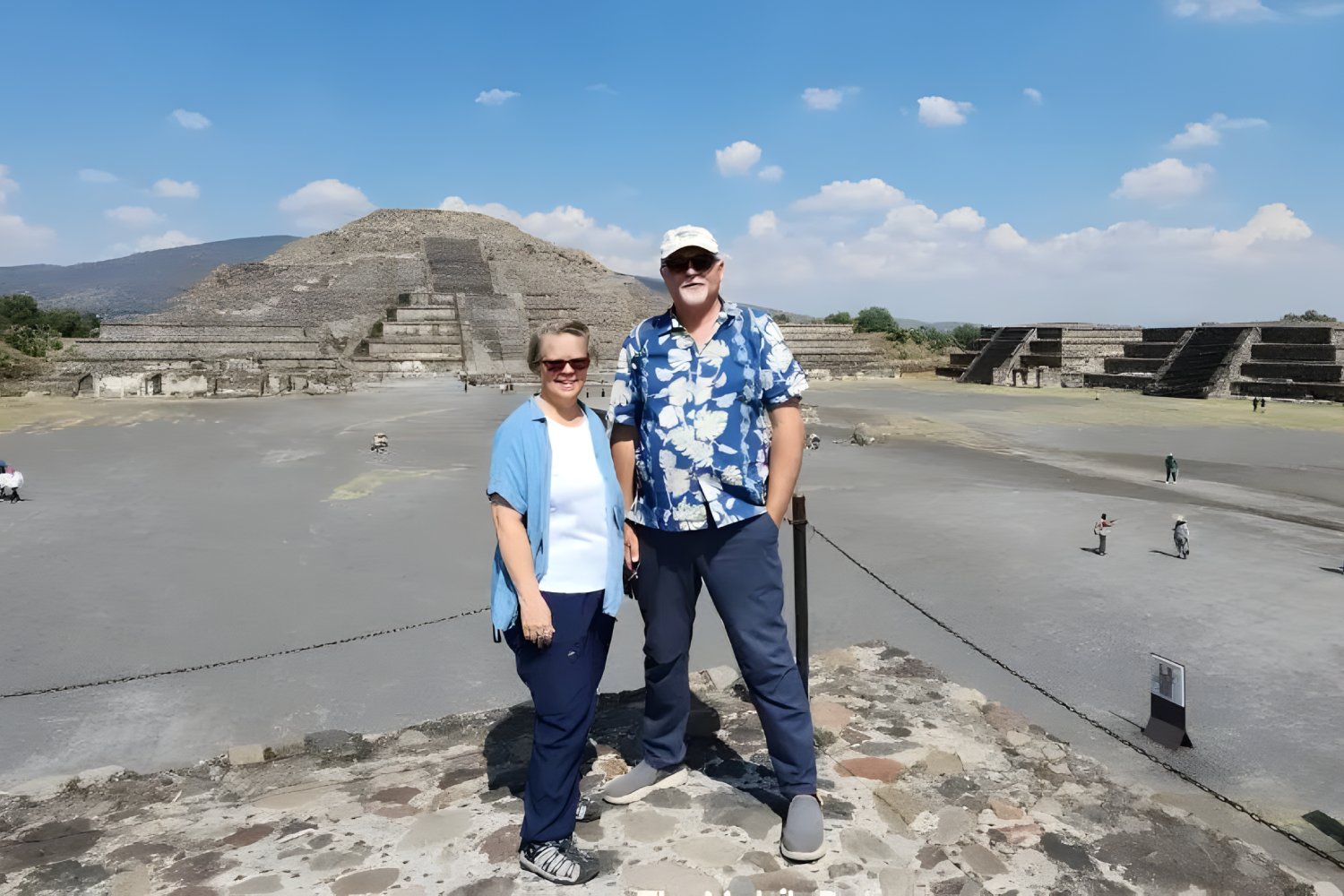 آنها زودتر بازنشسته شدند تا دنیاگردی کنند