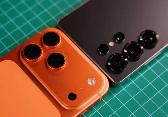 مقایسه آیفون 17 پرومکس و S25 اولترا: جنگ پرچمدارها