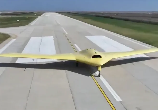 پهپاد پنهانکار CH-7 چین اولین پرواز خود را انجام داد؛ حداکثر سرعت ۹۲۶ کیلومتربرساعت