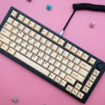 لنوو احتمالاً در CES 2026 از کیبوردی با قابلیت شارژ با نور فضای داخلی رونمایی میکند