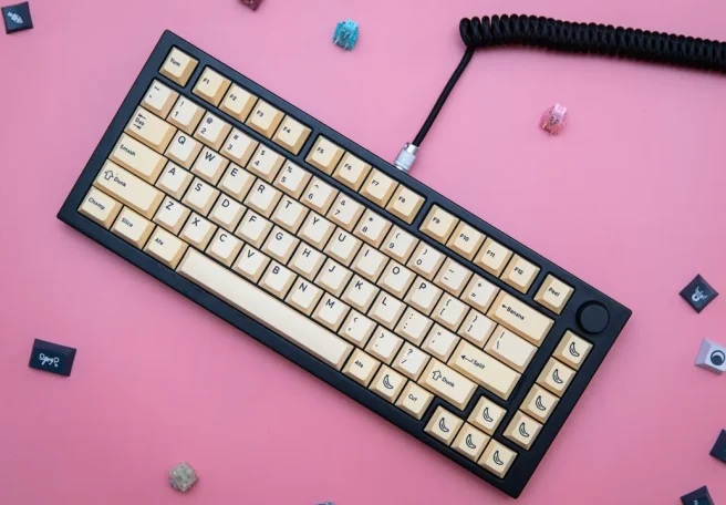 لنوو احتمالاً در CES 2026 از کیبوردی با قابلیت شارژ با نور فضای داخلی رونمایی می‌کند