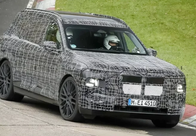 بی ‌ام ‌و X7 مدل ۲۰۲۸ درحال آزمایش در نوربرگ رینگ مشاهده شد