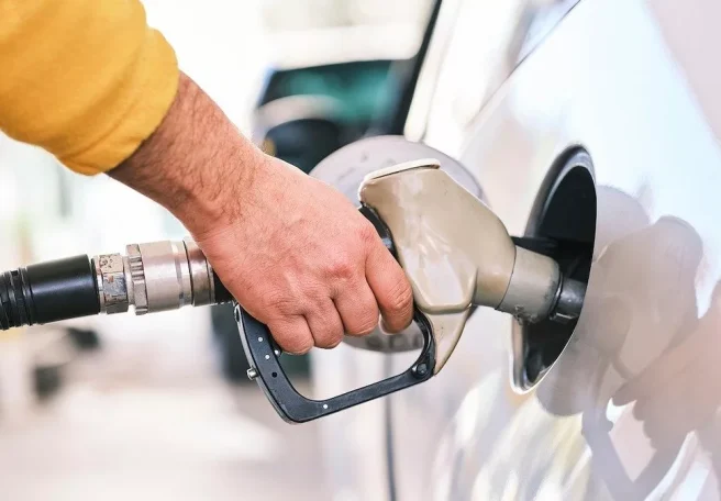 وزارت حمل‌ونقل آمریکا استانداردهای بهره‌وری سوخت را کاهش می‌دهد