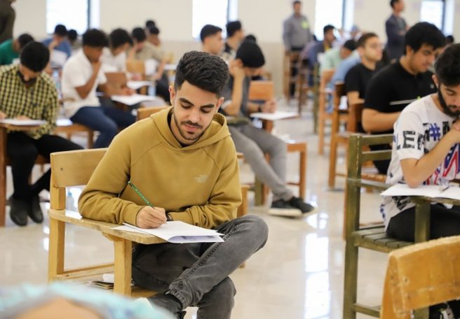 امتحانات پایان‌ترم دانشگاه آزاد و پیام نور به تعویق افتاد