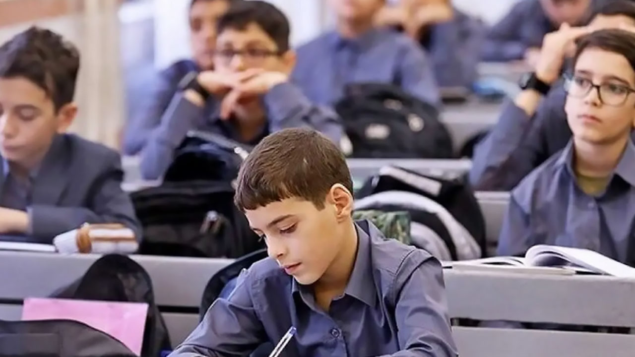 جزییات تعطیلی مدارس شنبه ۴ بهمن + لیست شهرها