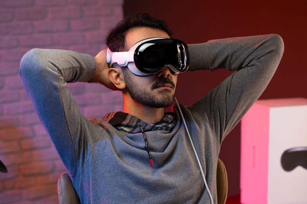 ۲ سال از عرضه «کامپیوتر فضایی» اپل ویژن پرو گذشت