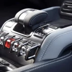 بازگشت دکمه‌های فیزیکی؛ قانون جدید چین برای افزایش ایمنی خودروها