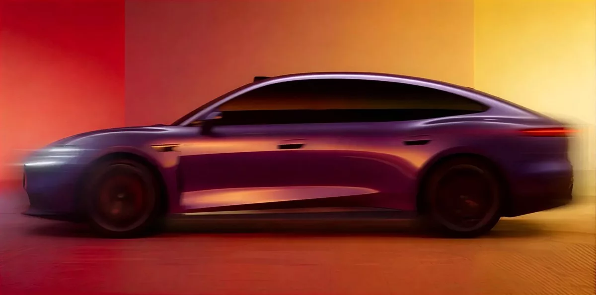 خیز سایک برای بازار سدان‌های برقی؛ رونمایی اولیه از مدلی شبیه به ام جی ۷