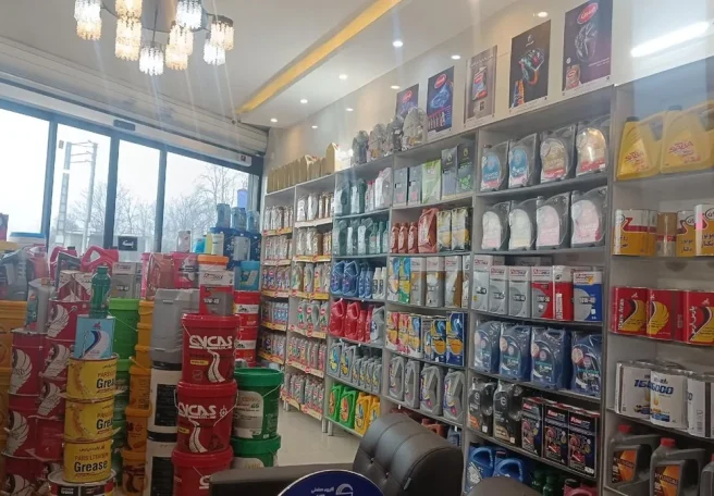 شوک در بازار خدمات خودرو؛ افزایش قیمت روغن موتور در کنار نایاب شدن آن