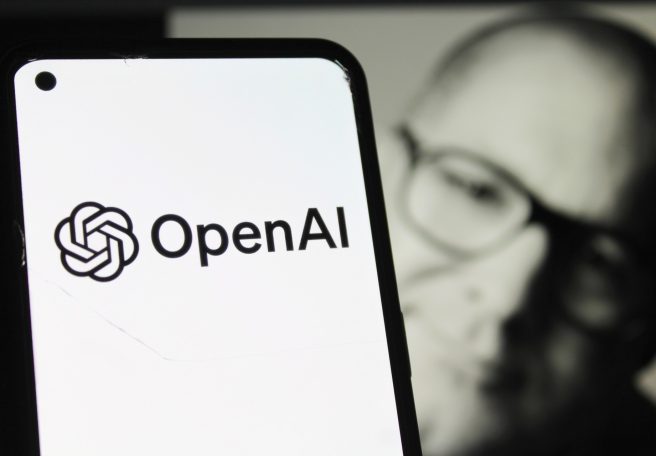 عصر جدید گوشی‌ها؛ از موبایل اختصاصی OpenAI چه چیزهایی می‌دانیم؟